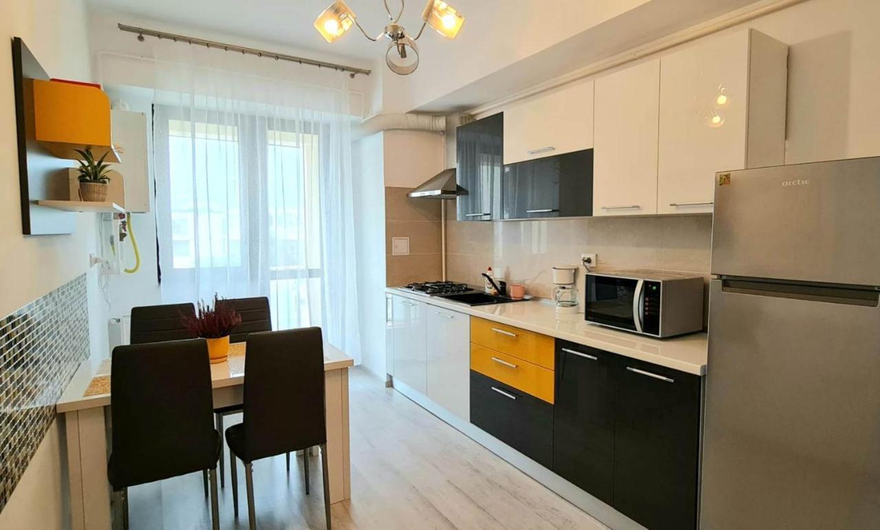 Karina New Flat Near Palas Mall Iasi Bagian luar foto